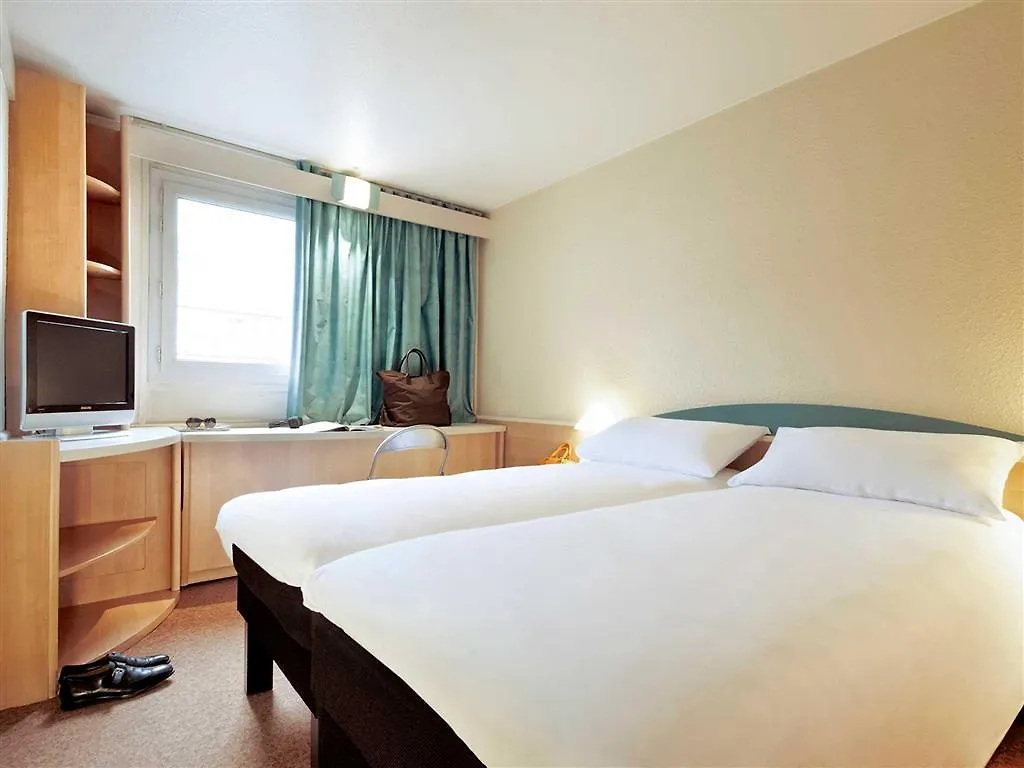 **  B&B Hotel Duesseldorf-Hbf Германия